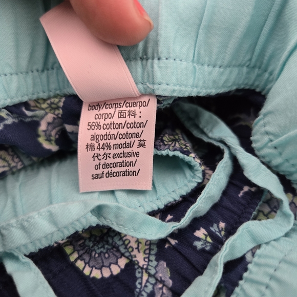 Victoria Secrets Paisley Patterned Pyjama Set - Picture 14 of 15